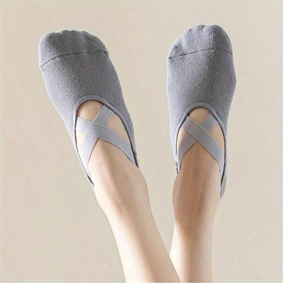 Anti-slip silicone sole yoga s - Fitness Yoga Pilates 评论和价格