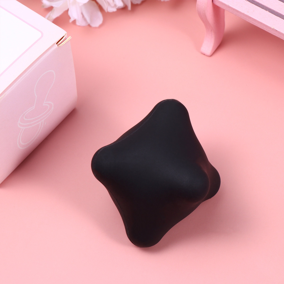 Silicone Massage Ball for Hand - Yoga Health & Fitness Center 评论和价格